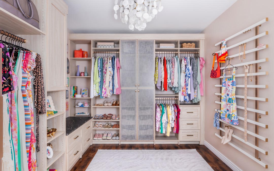 What to Expect at Your Closet Design Consultation (and What to Bring to Our Carbondale Showroom)
